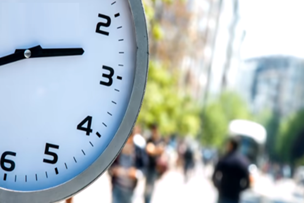 Punto de encuentro & horarios